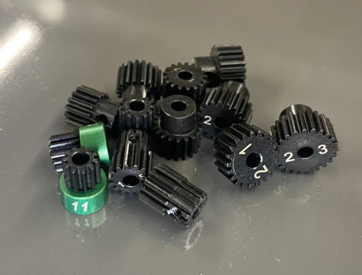 Dlux Pinions (48P)